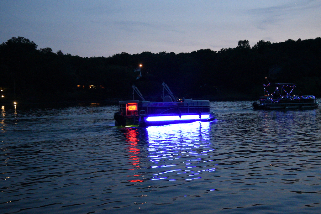 Lighted Boat Parade 2021 at Bayles Lake