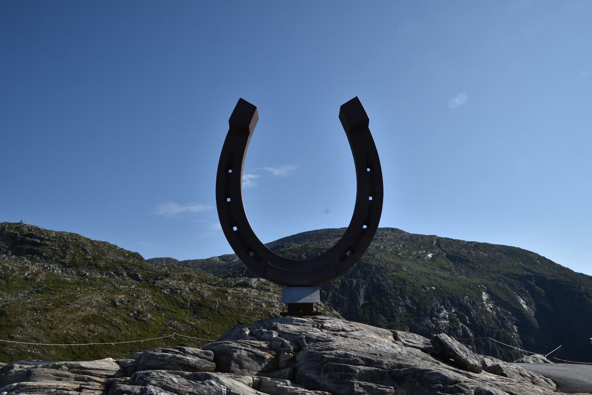 Horseshoe at top of Mount Hoven